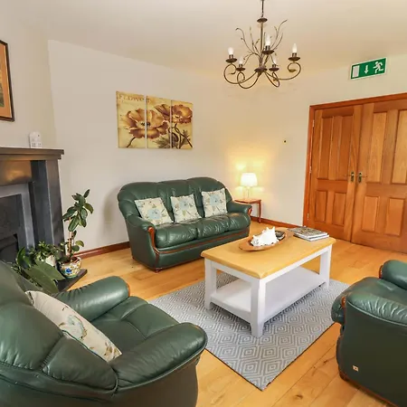 Ash House Nyaraló *