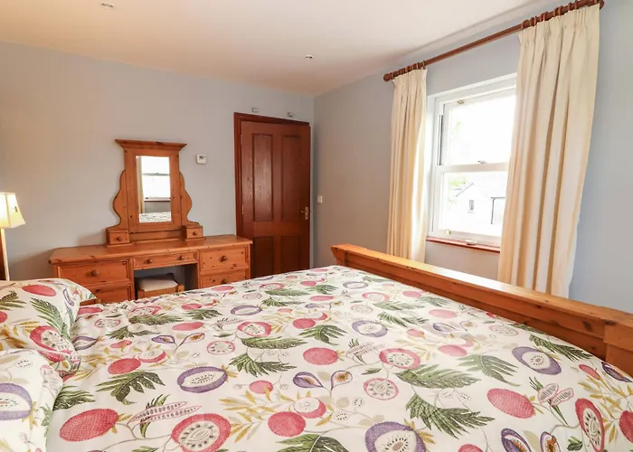 Ash House Балливон